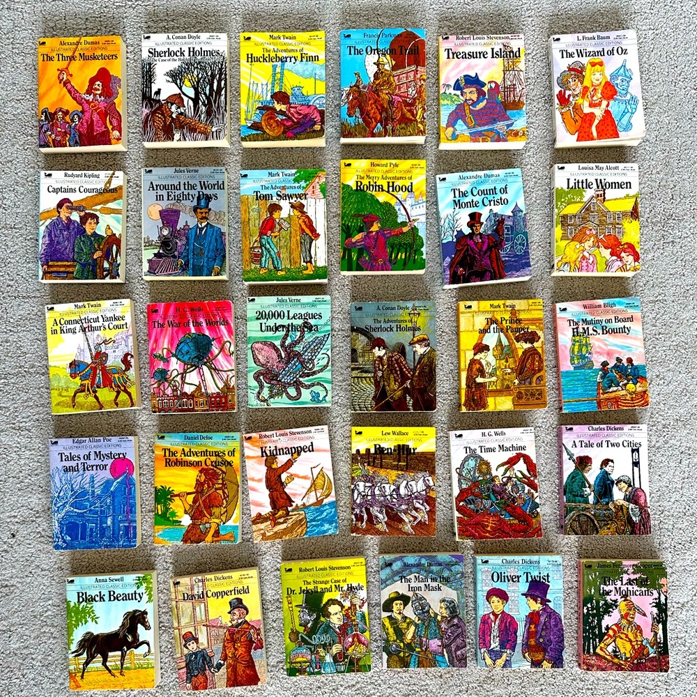 30 Vintage Moby Books Illustrated Classic Paperback Collection